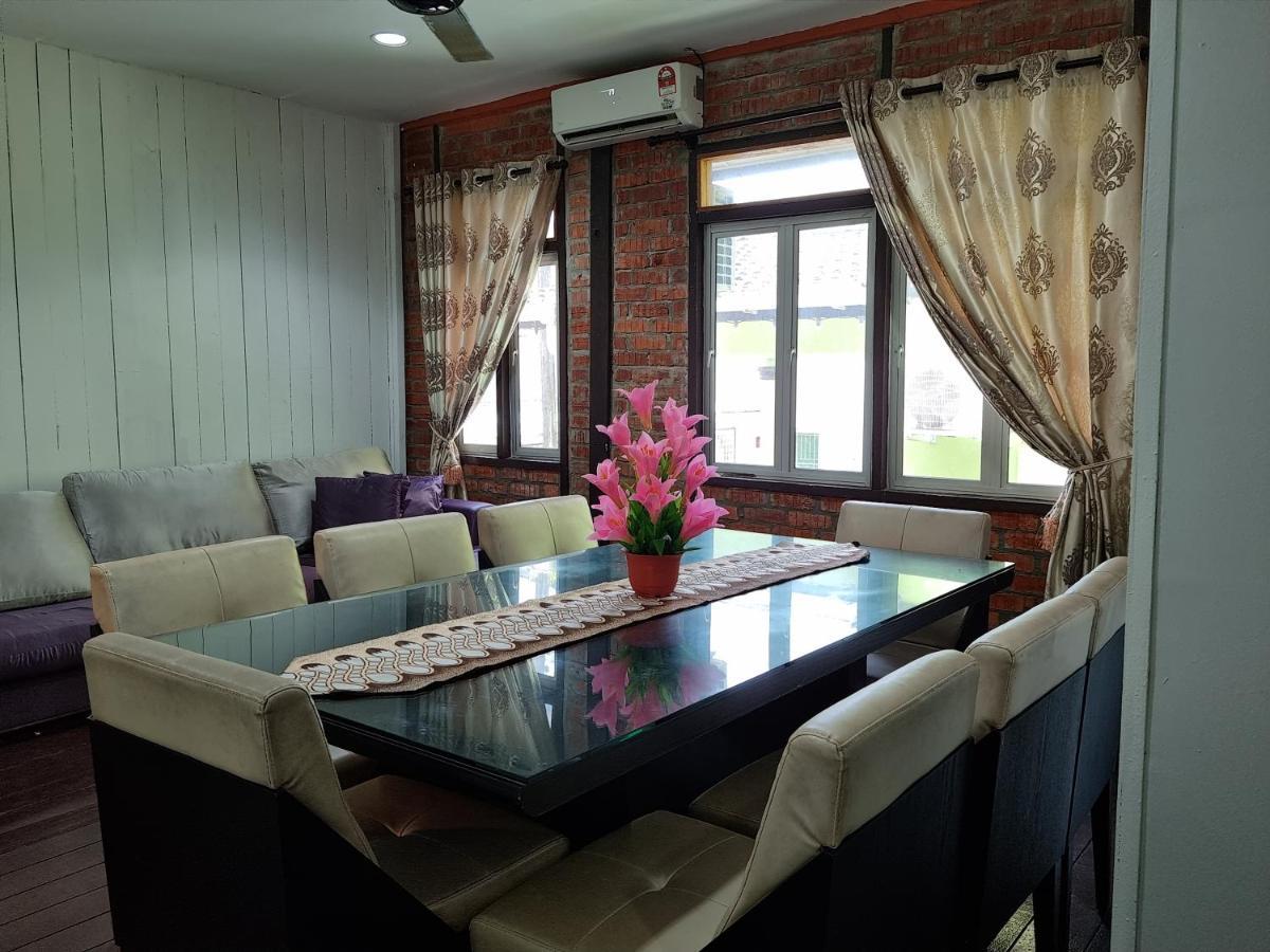 Kenyalang Urban Homestay Kuching Luaran gambar